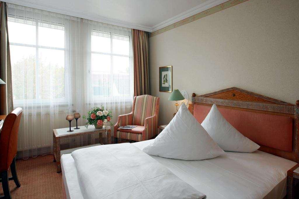 Hotel Olymp Munich Eching  Zewnętrze zdjęcie